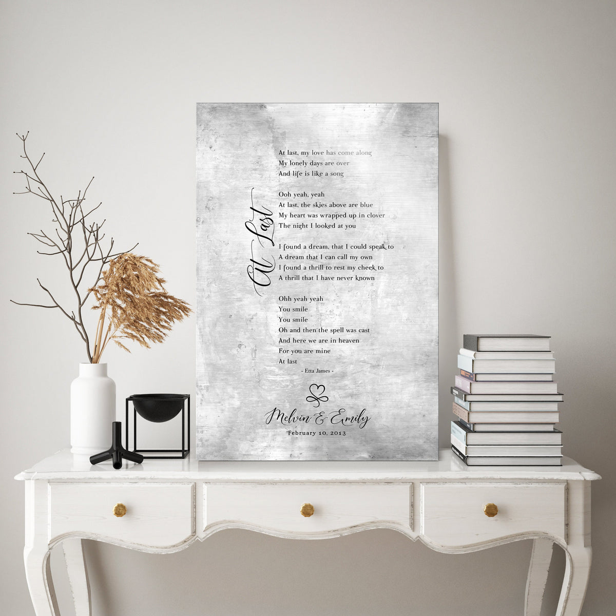 Infinity Heart Custom Song Lyric Sign on Tin, personalization detail, 10th anniversary tin