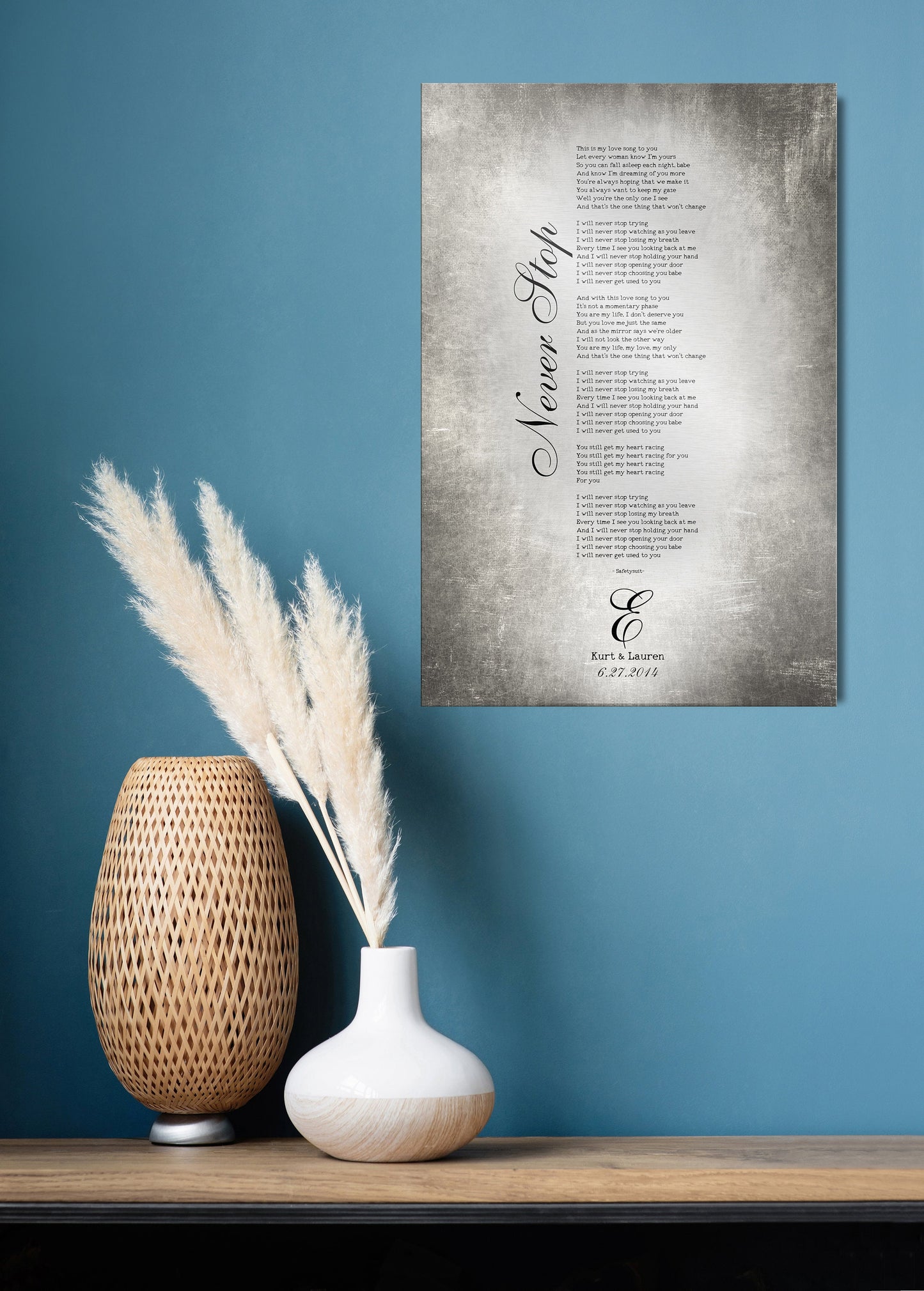 A beautifully crafted tin-alloy keepsake, featuring your wedding or first dance song in an elegant stanza format. Complete with a calligraphic monogram, names, and union date, this timeless piece makes the perfect 10th anniversary gift. A sentimental tribute for any music lover or couple cherishing their special day.